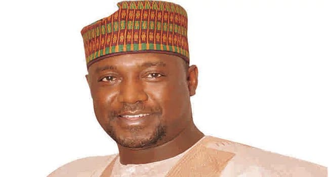 Niger Governor Sani-Bello Weeps at Aide's Burial - Daily Review Online ...