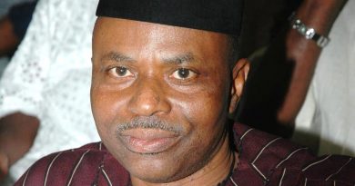 Dupe: Olatunbosun: Why I Endorse Olusegun Mimiko For President Dupe: Olatunbosun: Why I Endorse Olusegun Mimiko For President